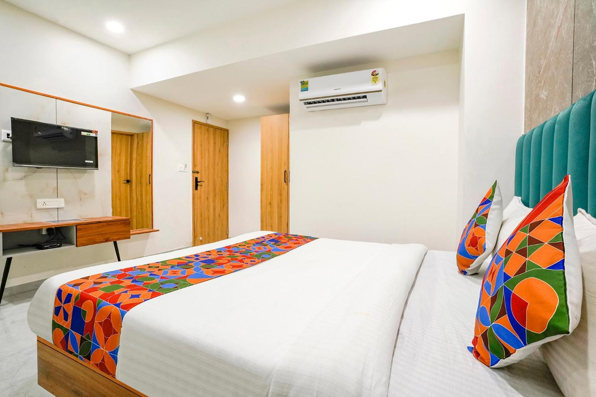 Fabhotel Namantra - Nr Apollo Circle Sardar Patel Ring Road 3* Ahmedabad