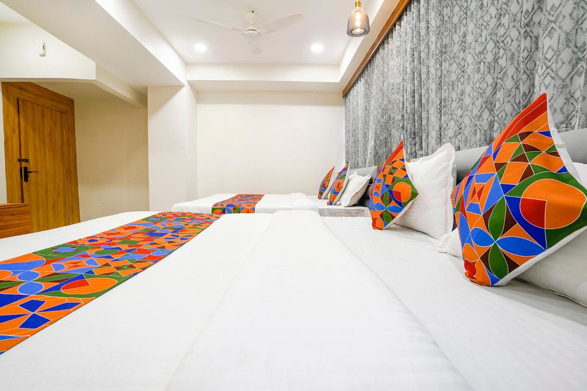 Hotel Fabhotel Namantra - Nr Apollo Circle Sardar Patel Ring Road 3*