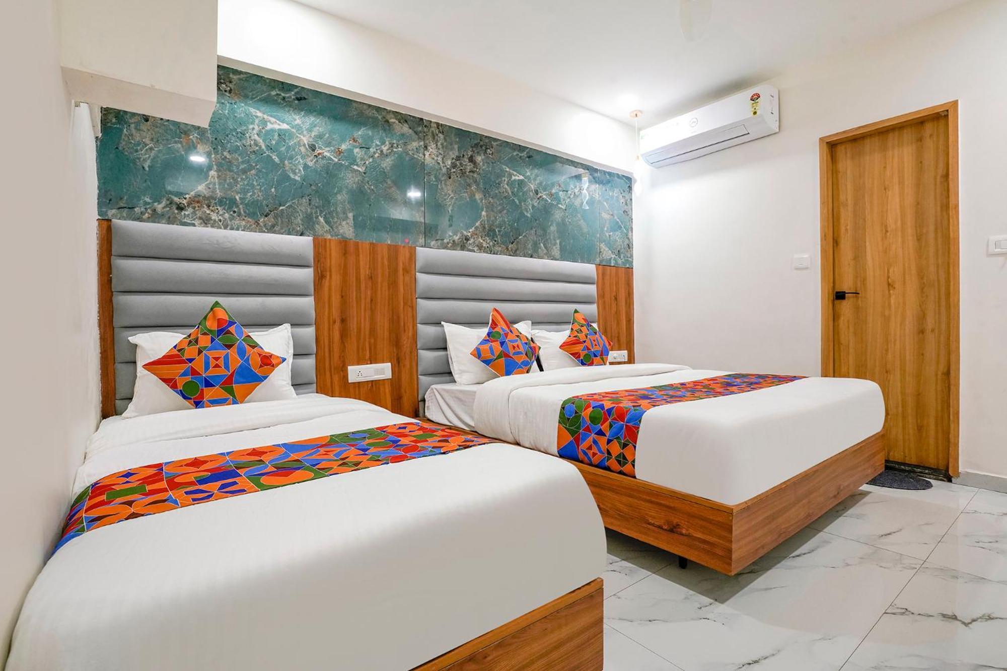 Hotel Fabhotel Namantra - Nr Apollo Circle Sardar Patel Ring Road Ahmedabad