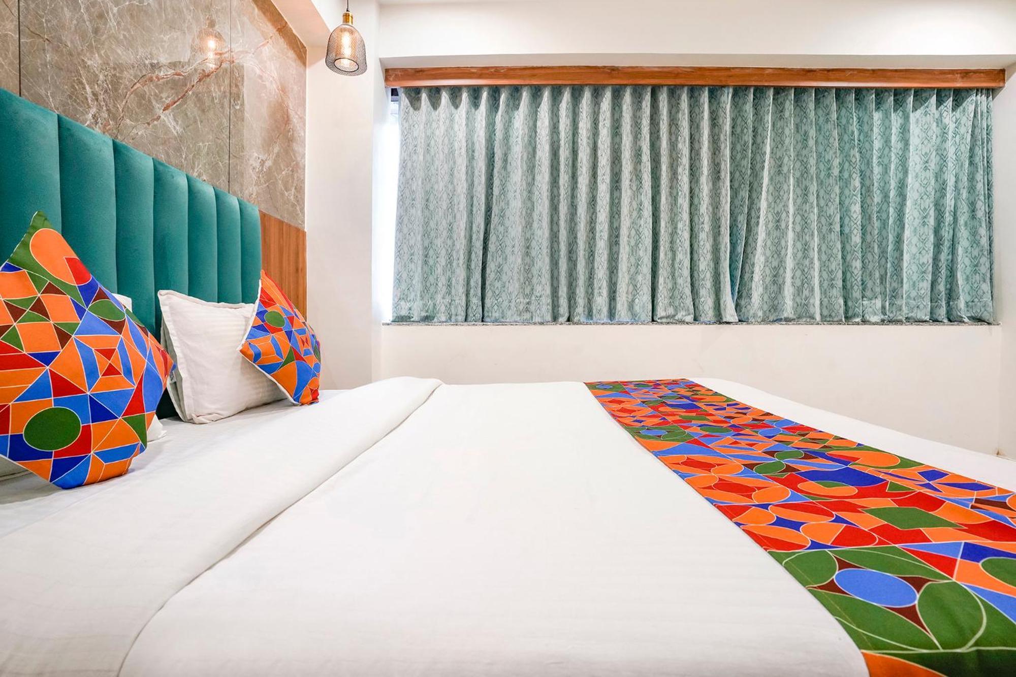 Fabhotel Namantra - Nr Apollo Circle Sardar Patel Ring Road 3*