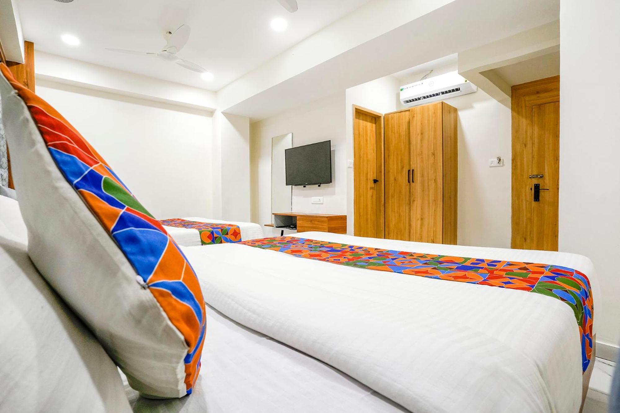 Fabhotel Namantra - Nr Apollo Circle Sardar Patel Ring Road Hotel