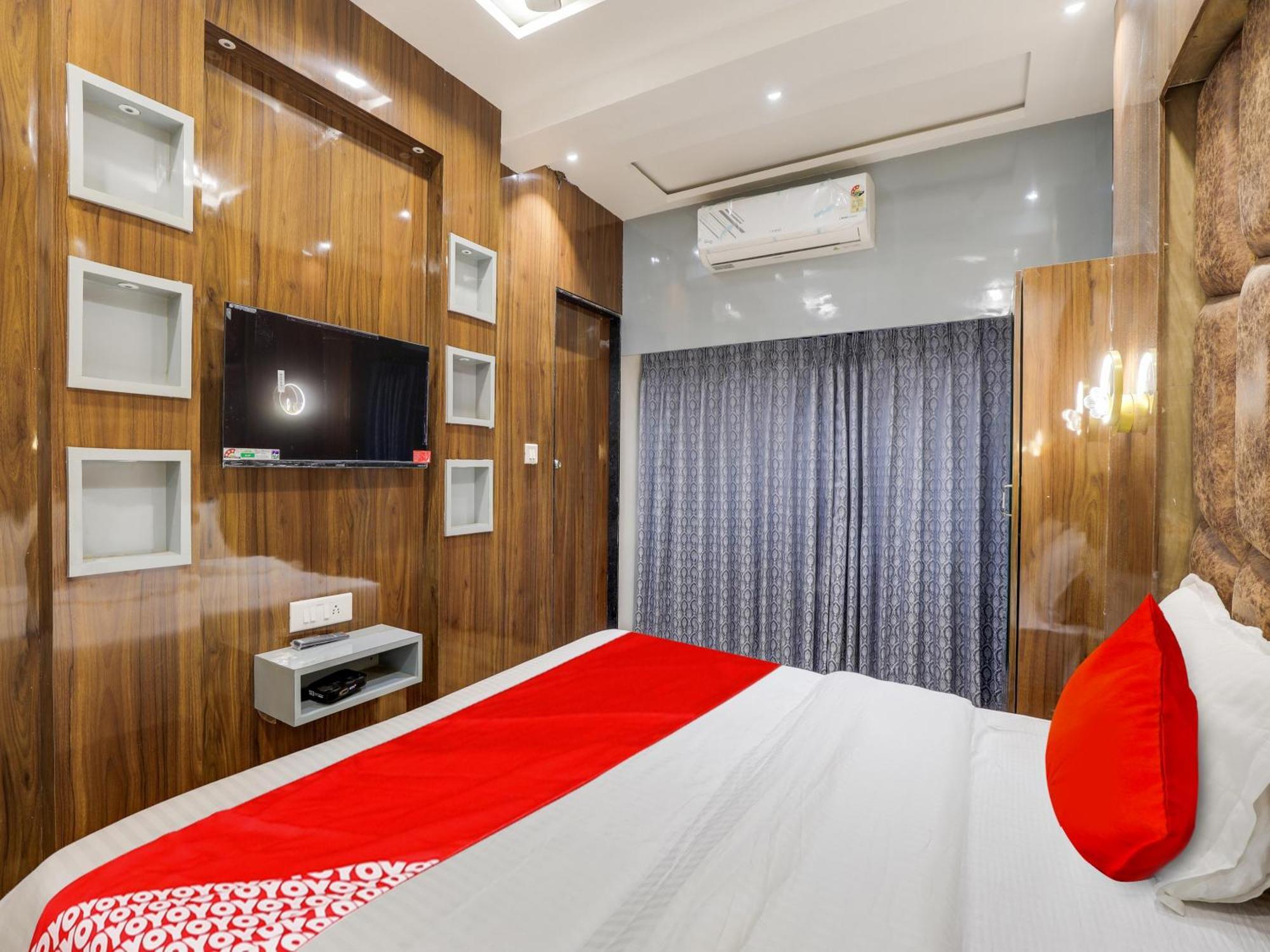 O Bhanu Hotel 4*