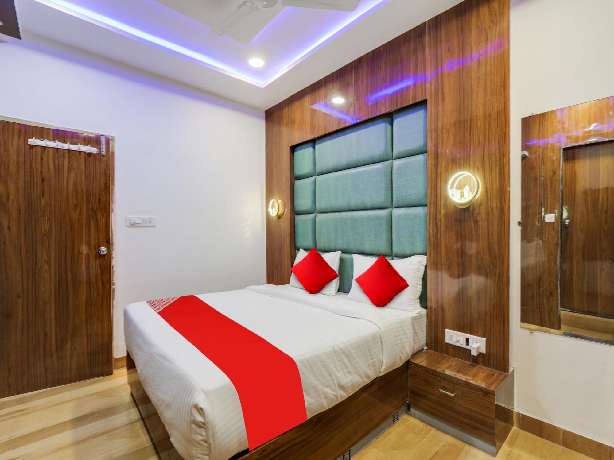 O Bhanu Hotel Ahmedabad