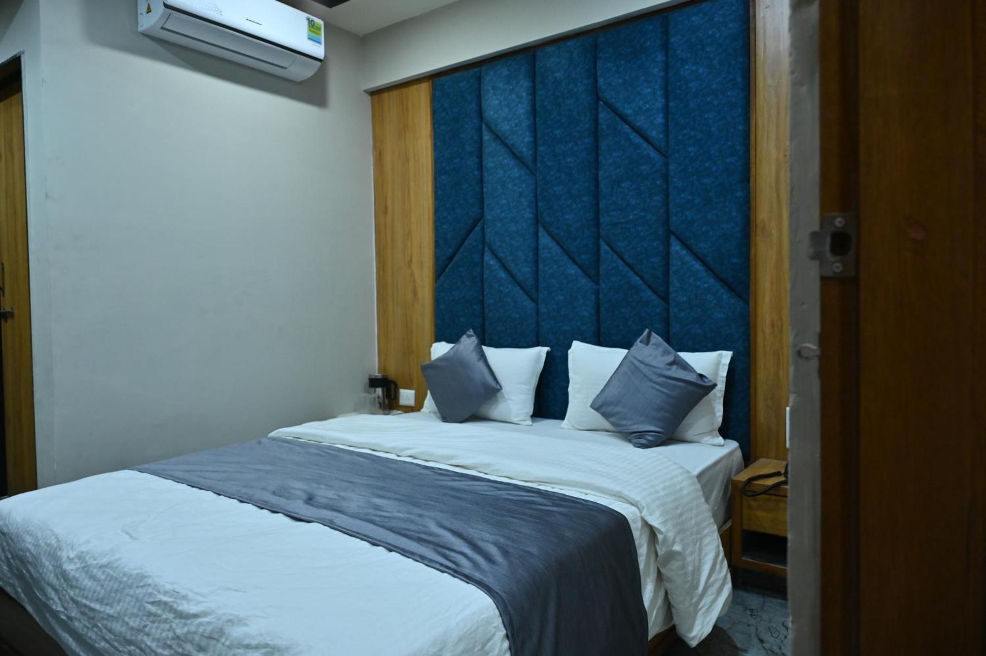 Sury Hotel