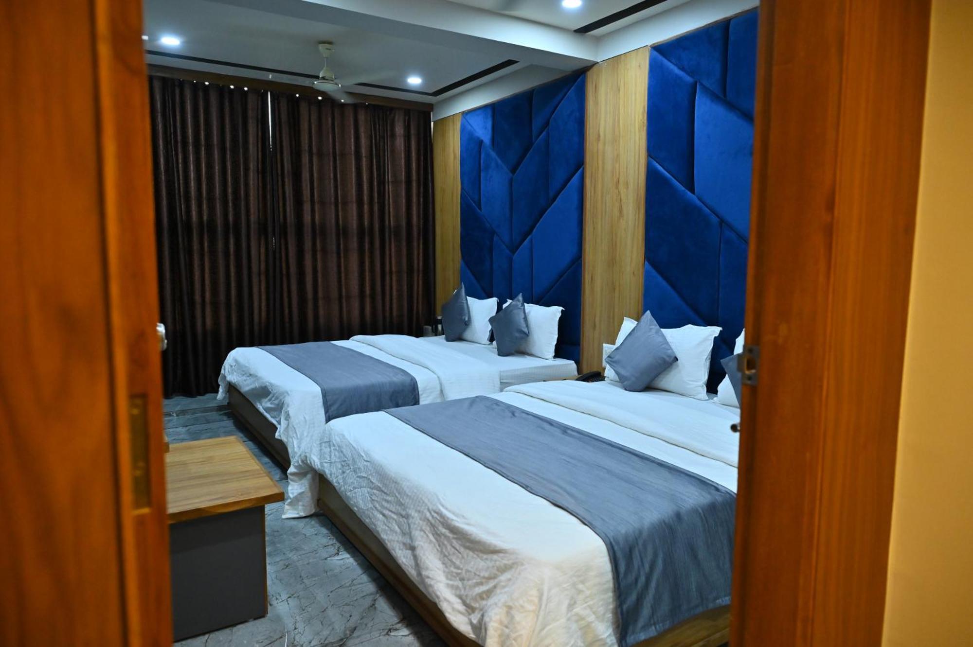 Hotel Sury *