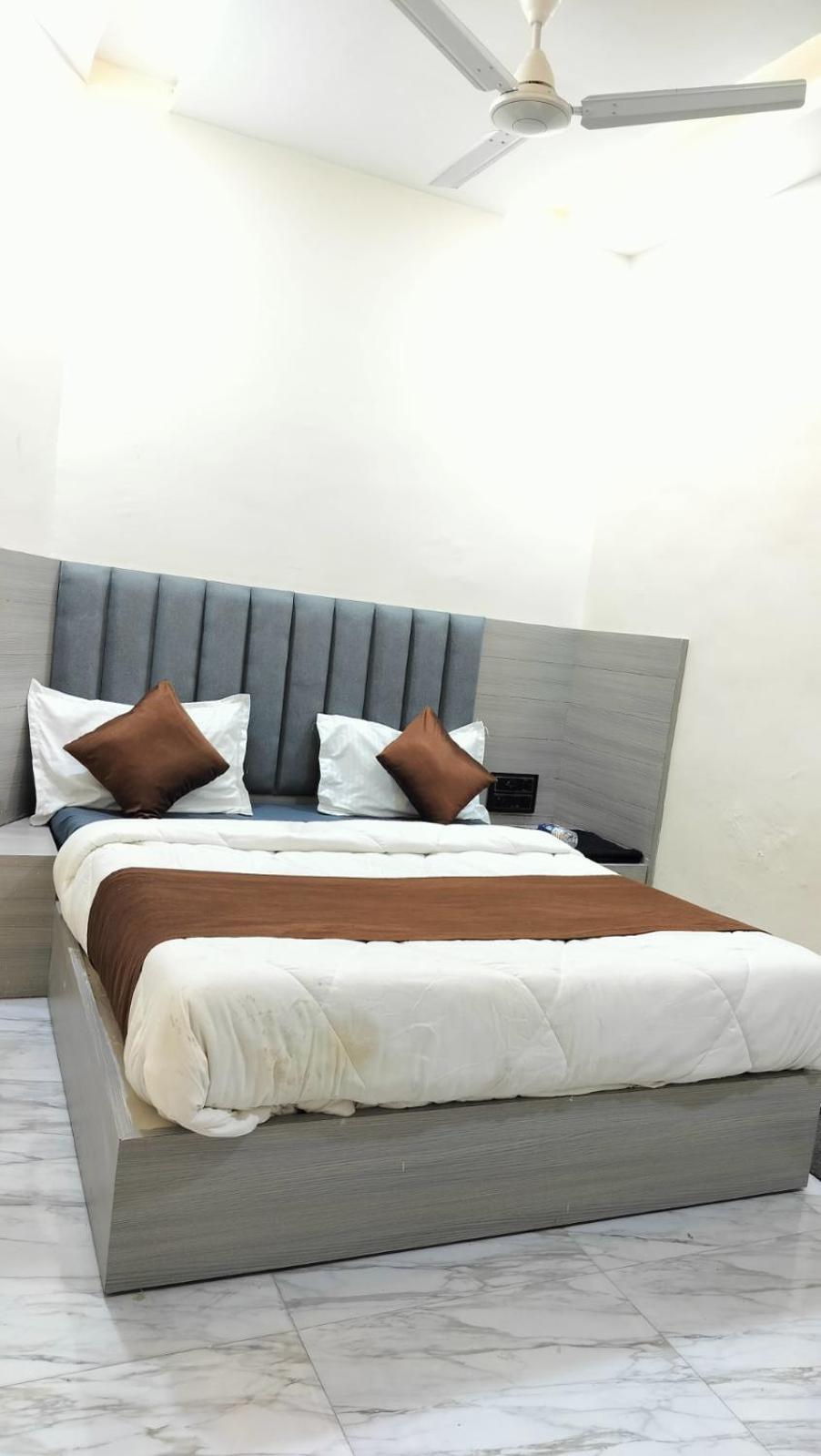 Konark Hotel Ahmedabad