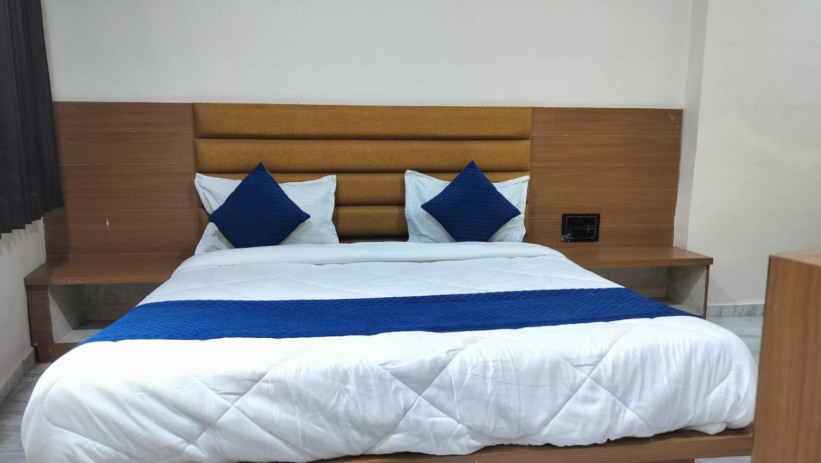 Konark Hotel 3*