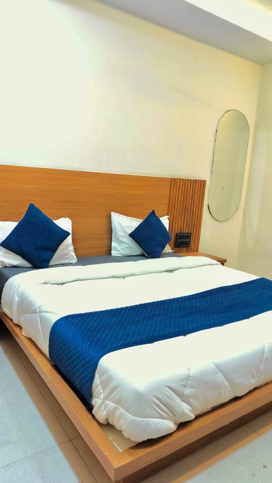 Konark Hotel 3*