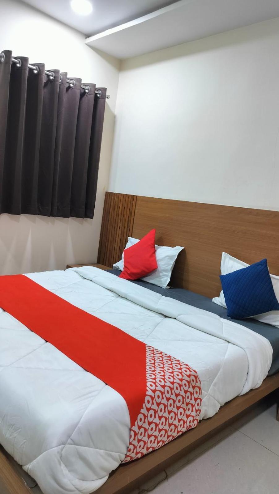 Konark Hotel Ahmedabad