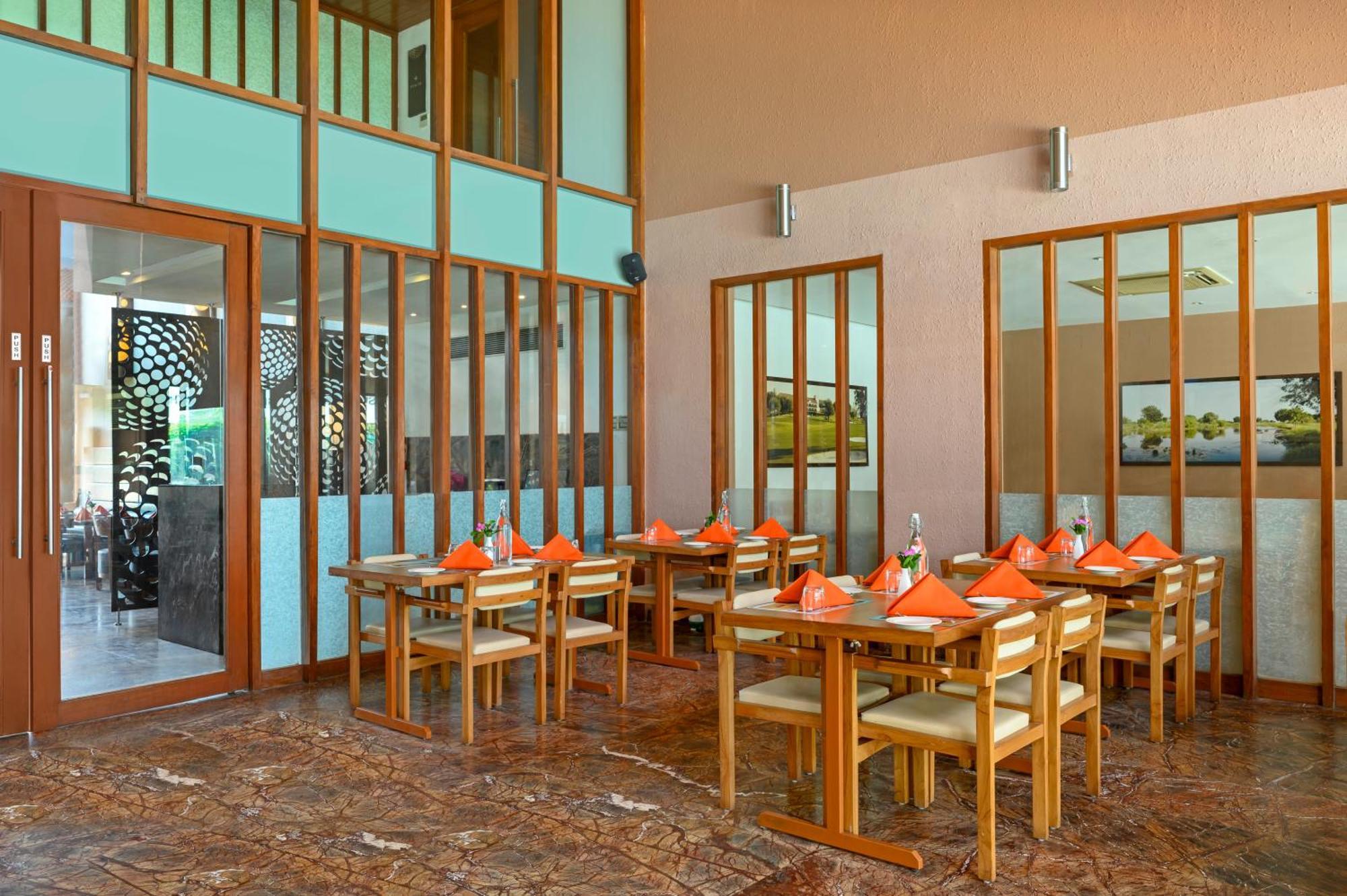 Hotel Club Mahindra Kensville 4*