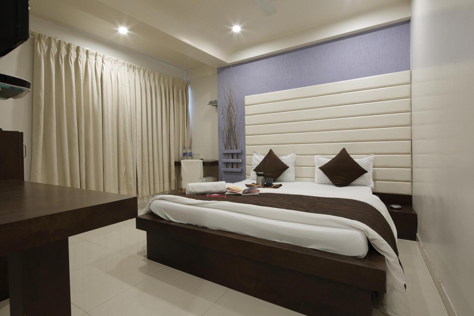 Volga Hotel 2*