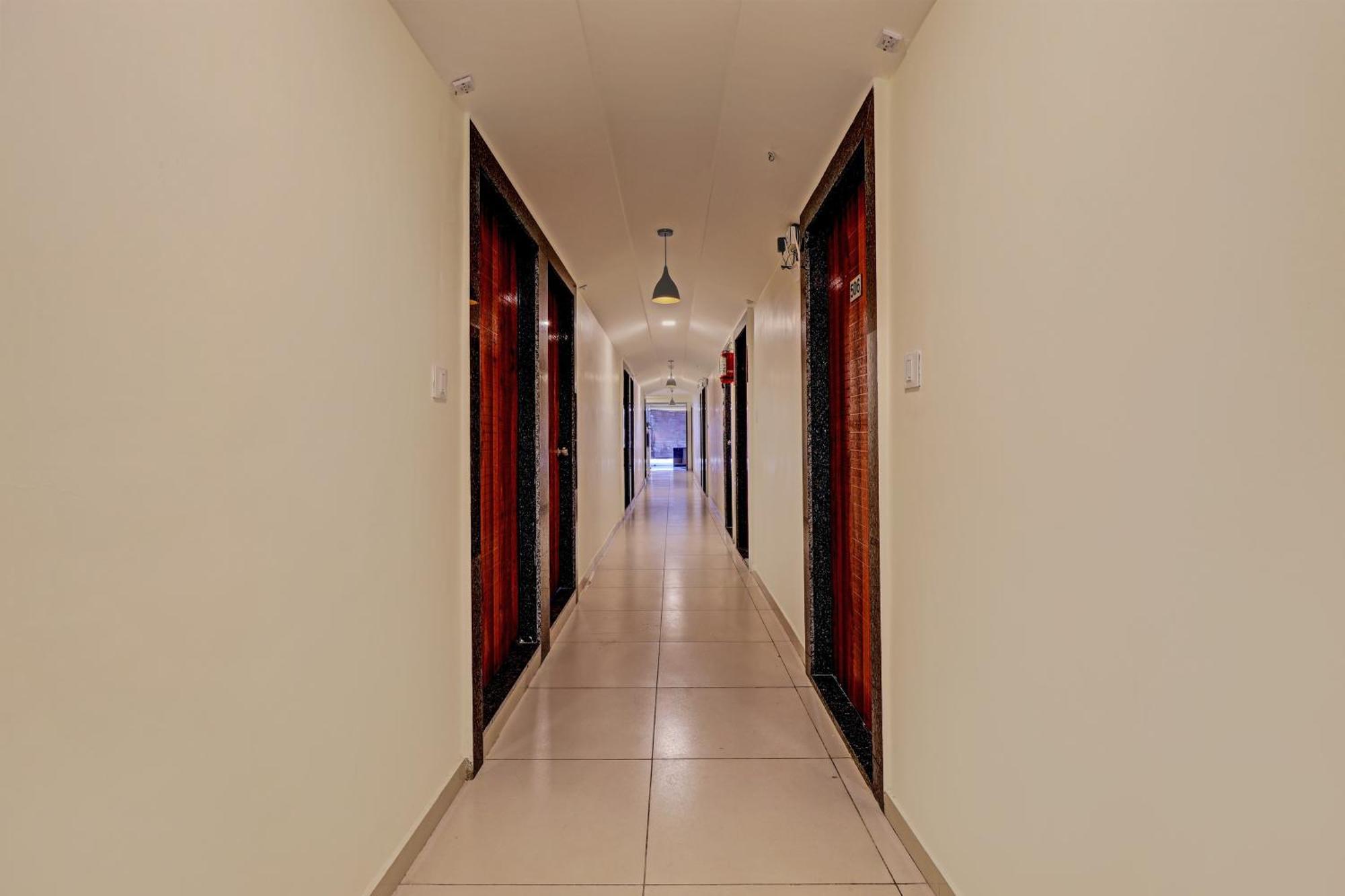O Alexa Hotel Ahmedabad
