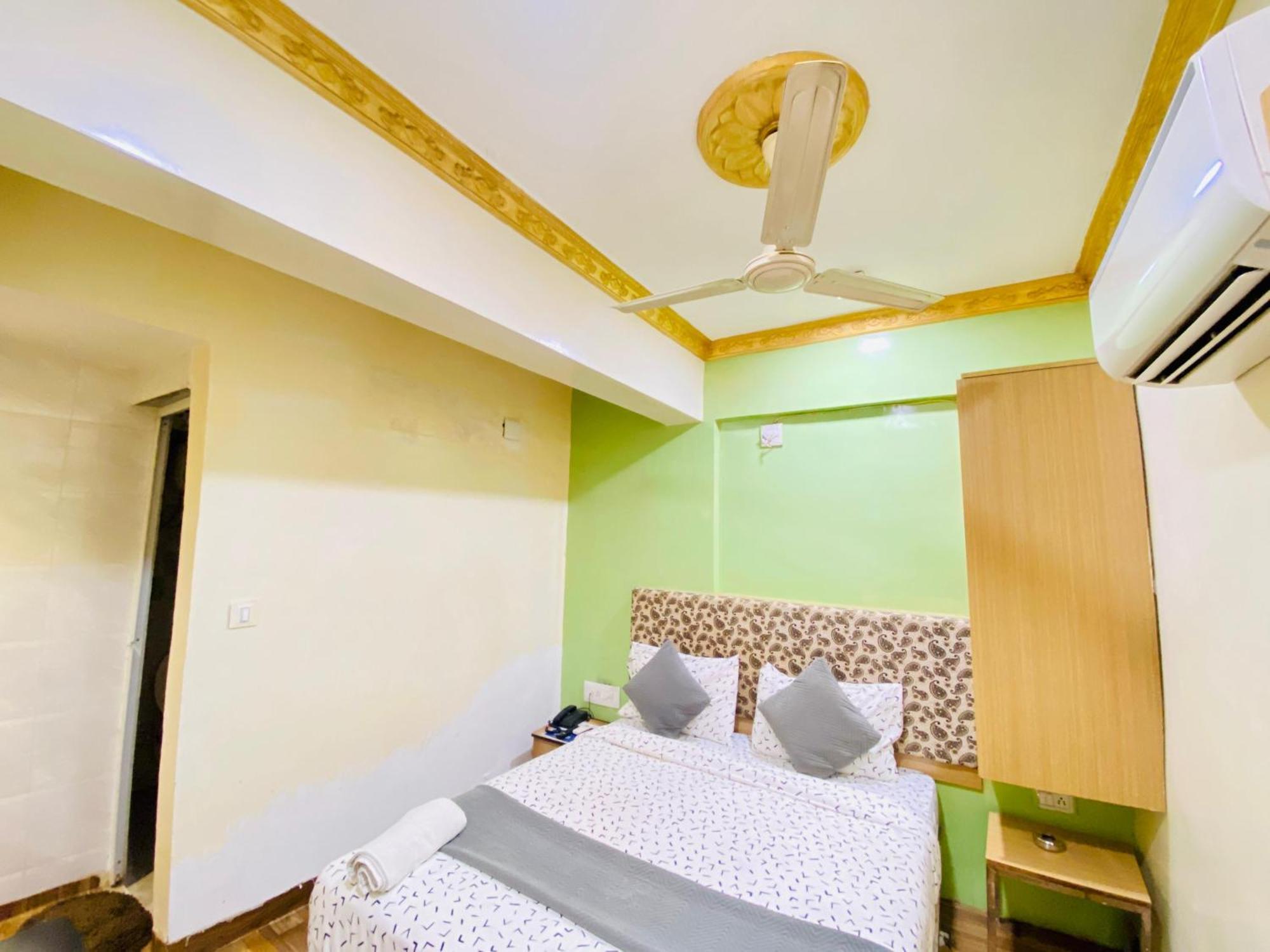 Abc Satellite Prahlad Nagar Hotel