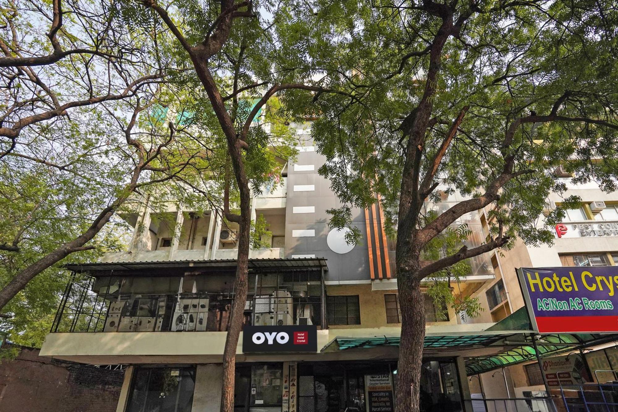 O Crystal