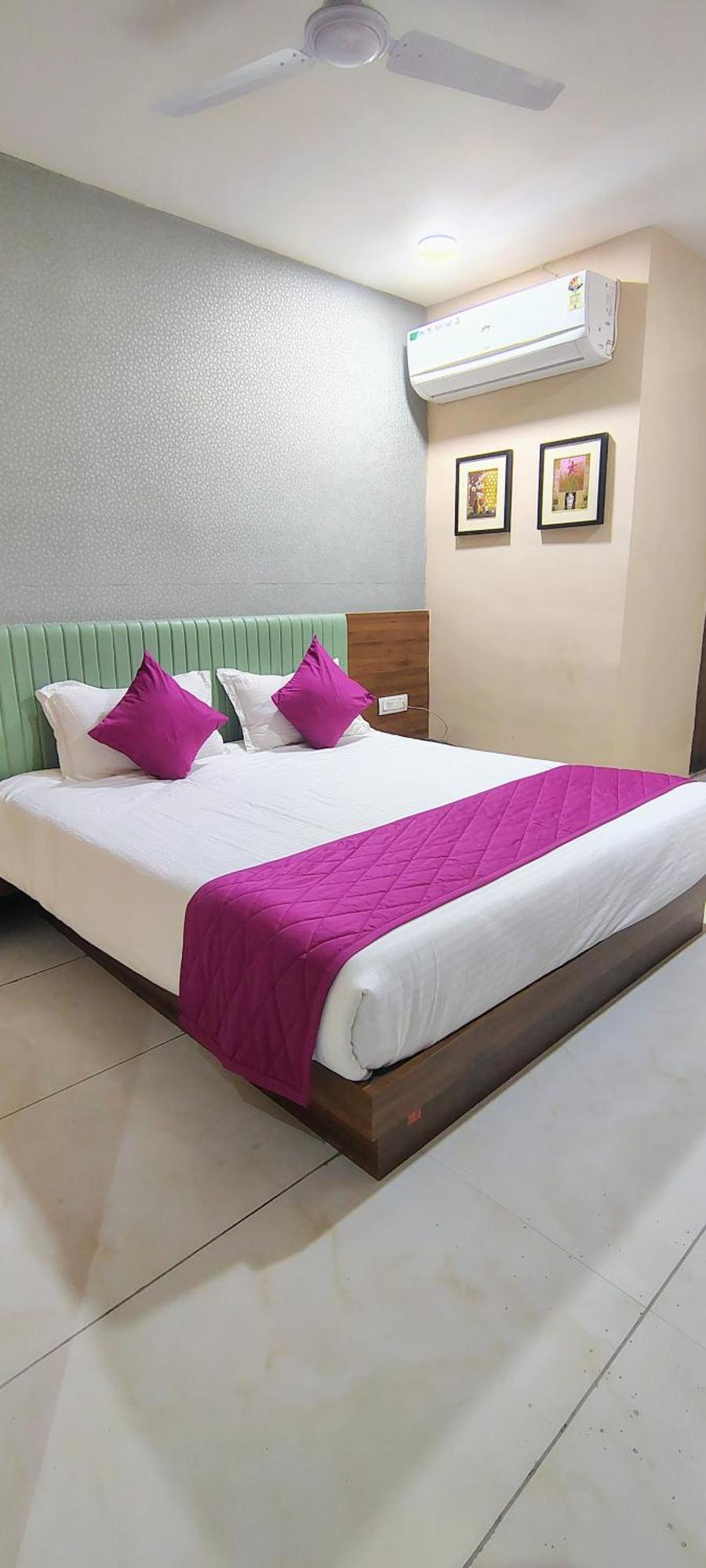 The Grand Piano Hotel Ahmedabad