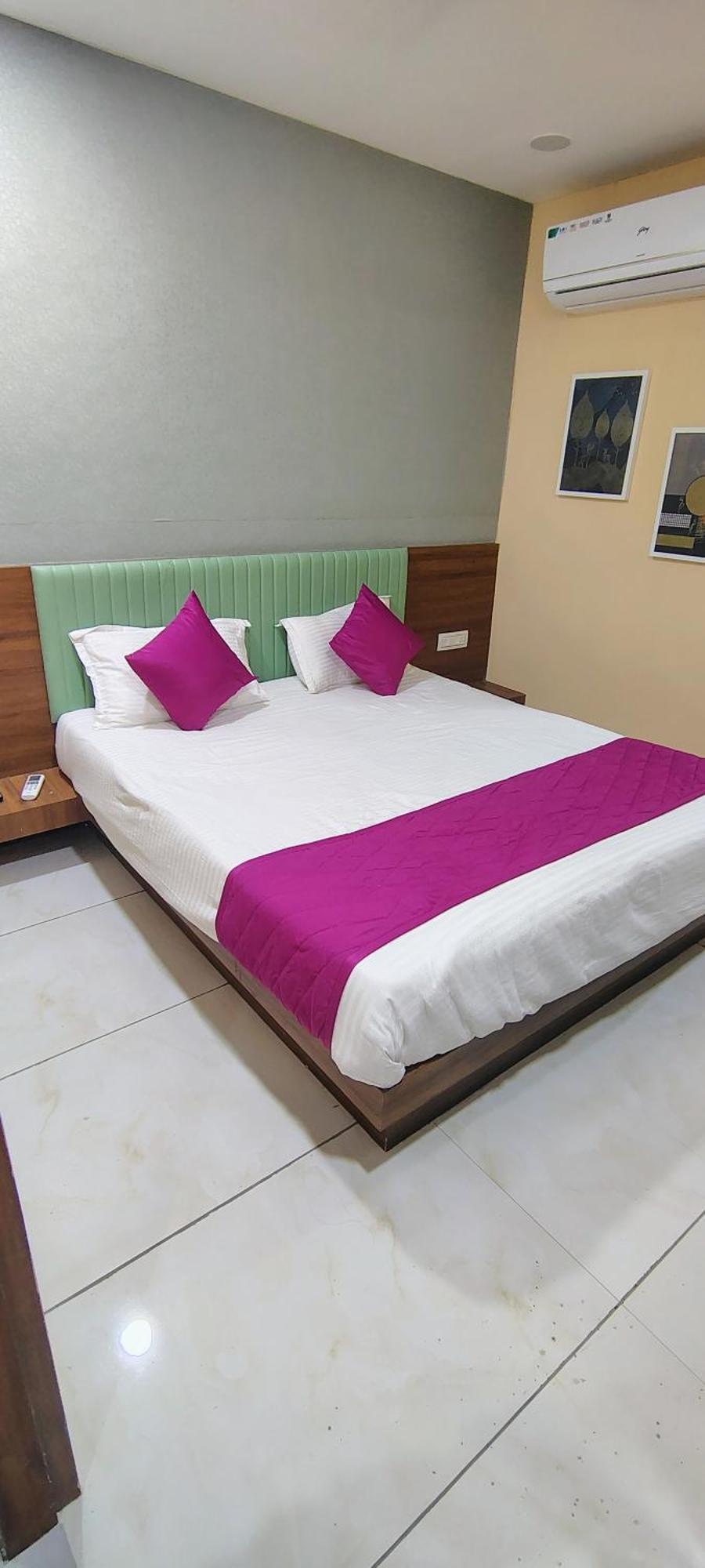 The Grand Piano Hotel 3*