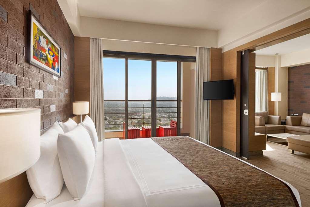 Hotel Wyndham Shela 5*