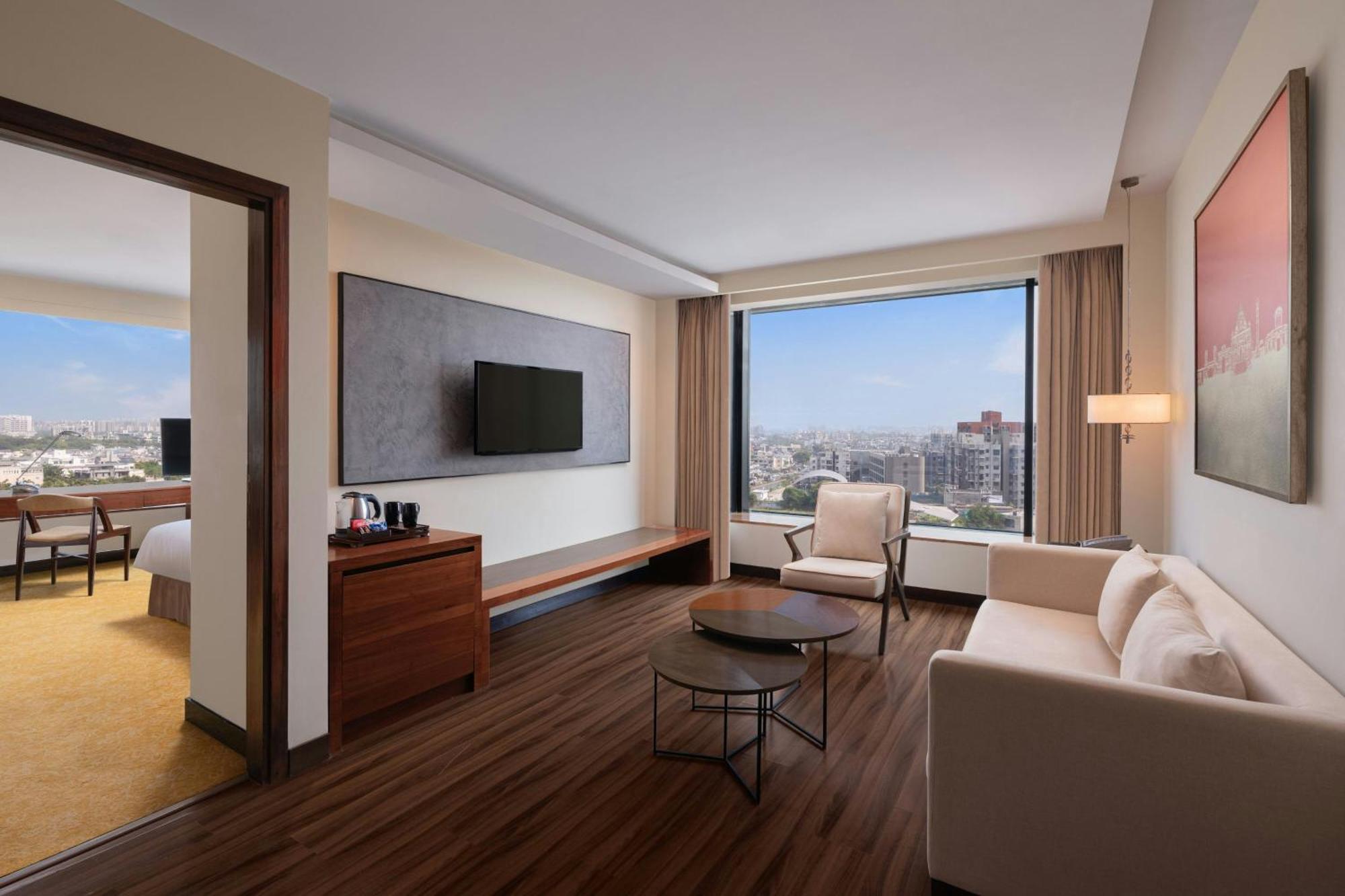 Hotel Renaissance