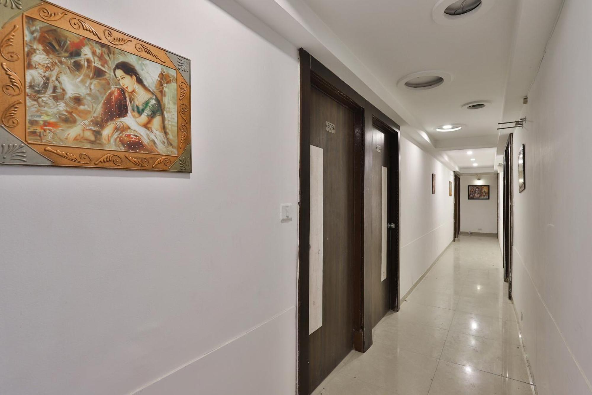 Hotel O Kum Kum 3*