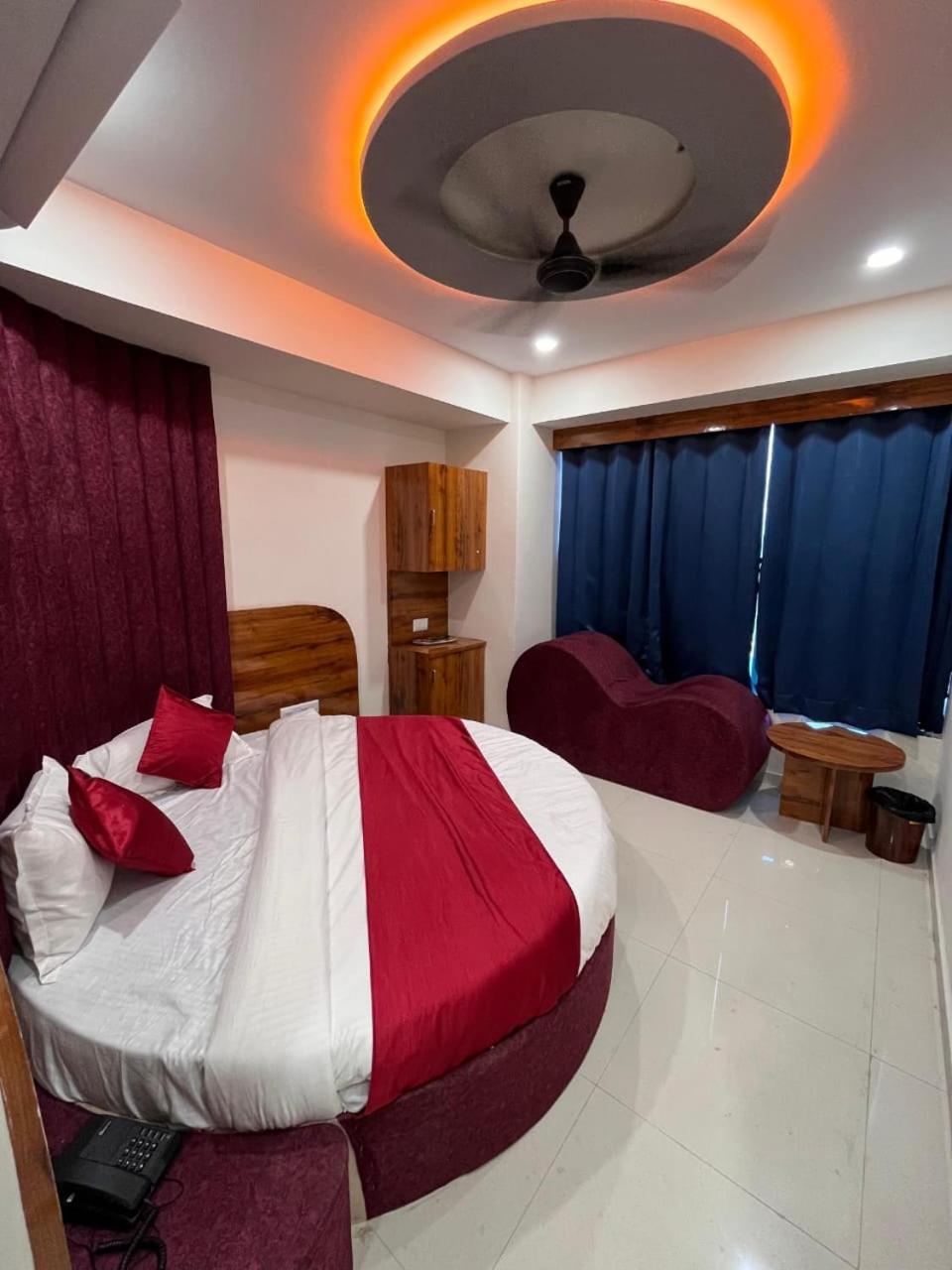 Guest house R K