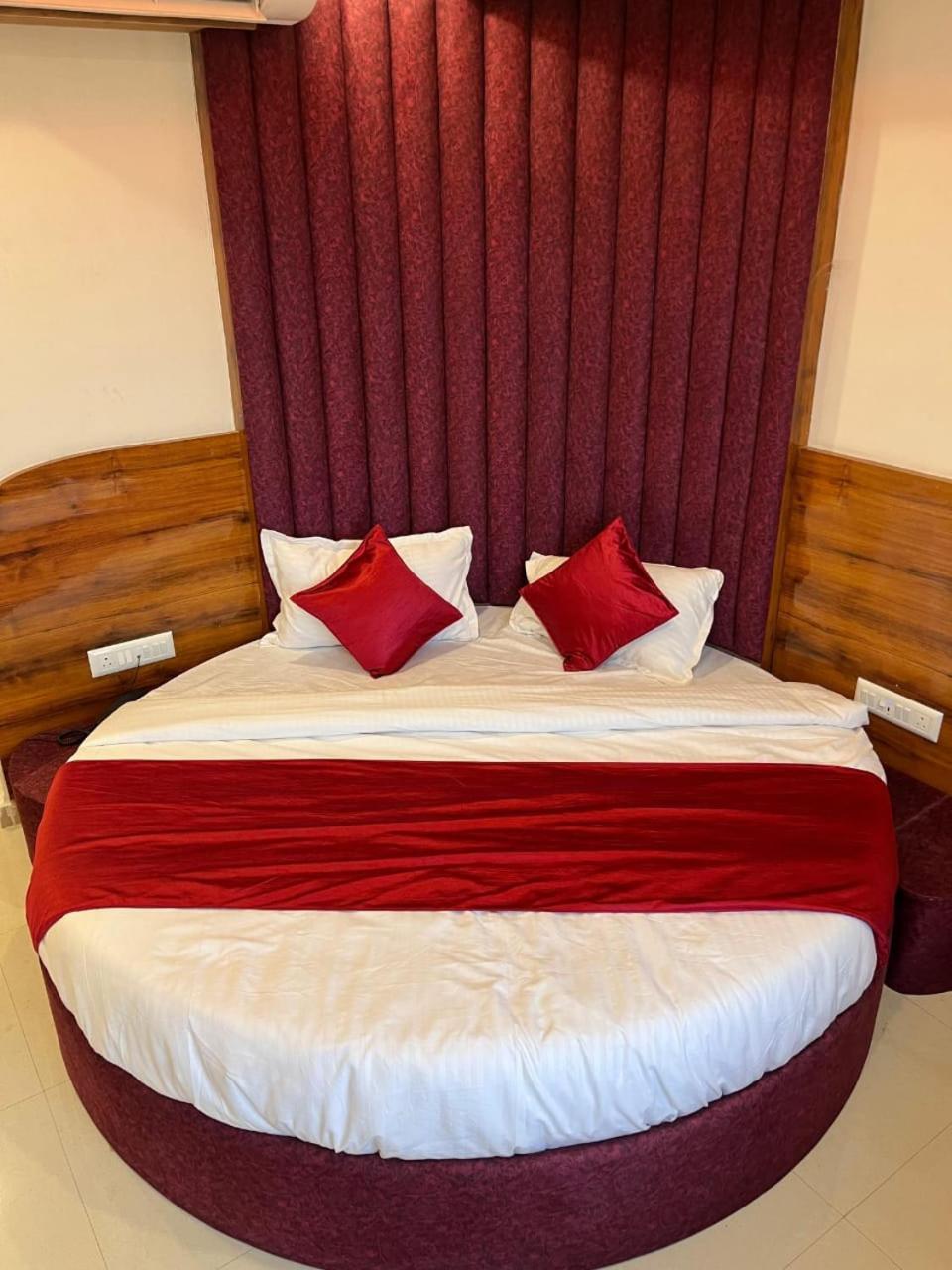 Guest house R K