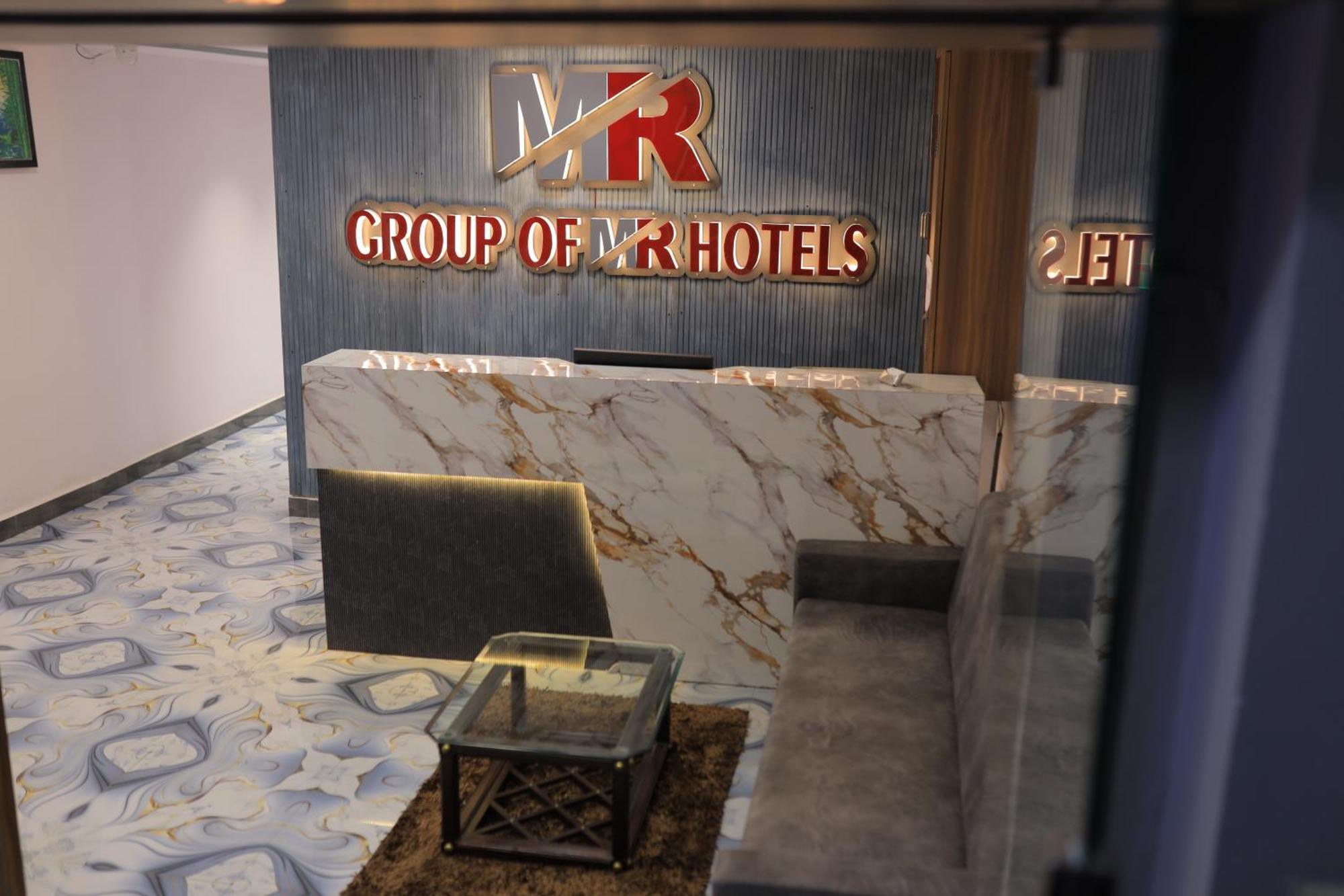 Maruti R Hotel Ahmedabad