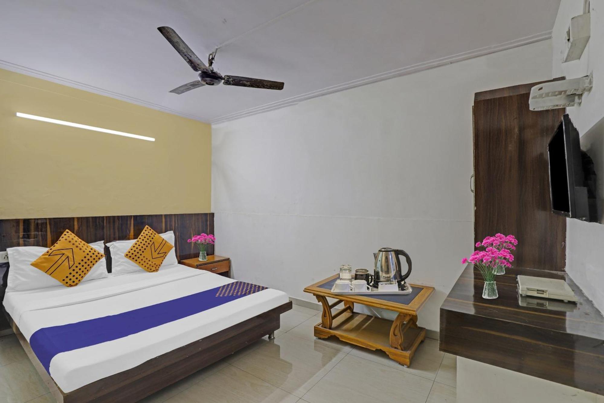 O Ramnivas Residency Hotel *