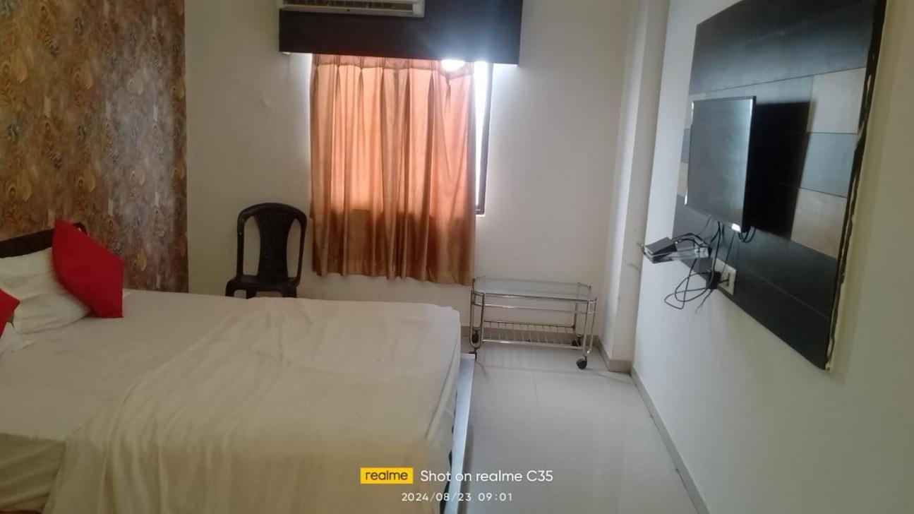 Hotel Paradise -ahmedabad Ahmedabad