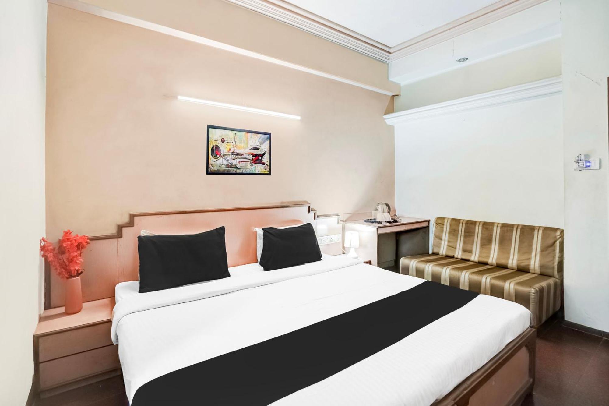 Super O Jamalpur Formerly Peace 3* Ahmedabad