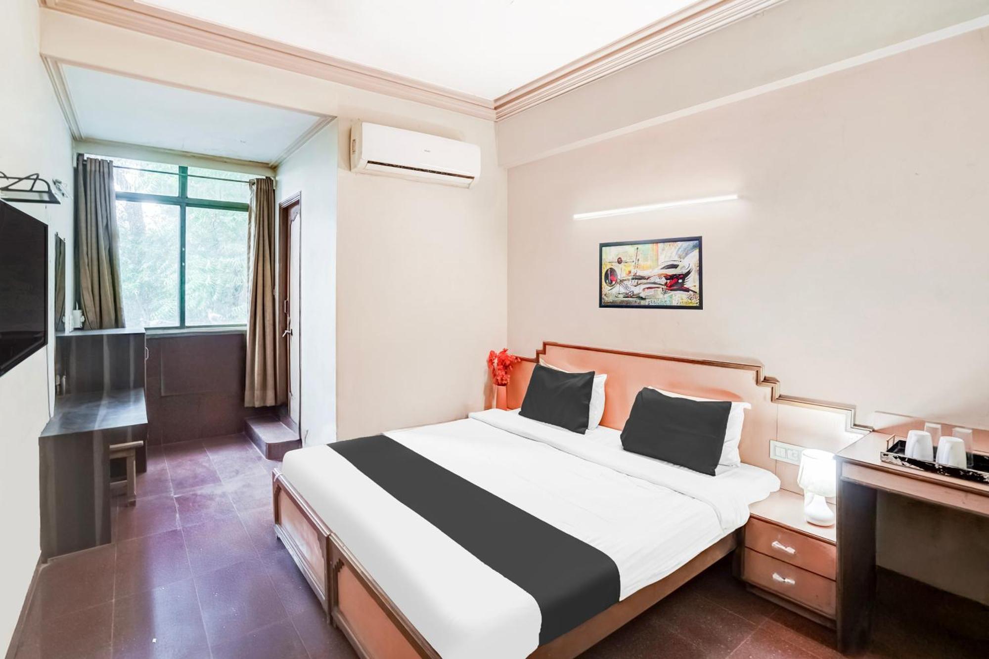 Super O Jamalpur Formerly Peace Hotel Ahmedabad