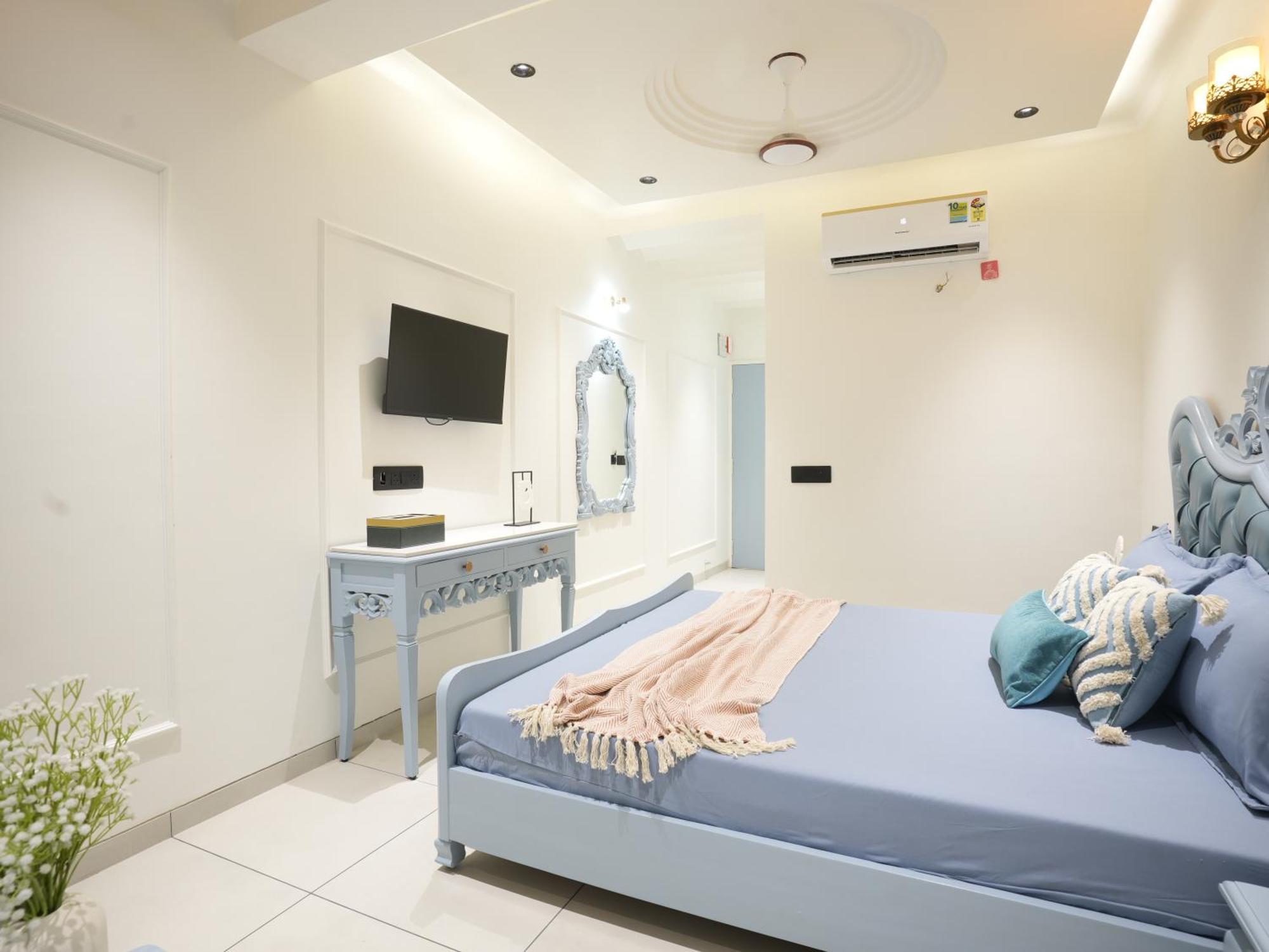 The Garden Hotel Ahmedabad