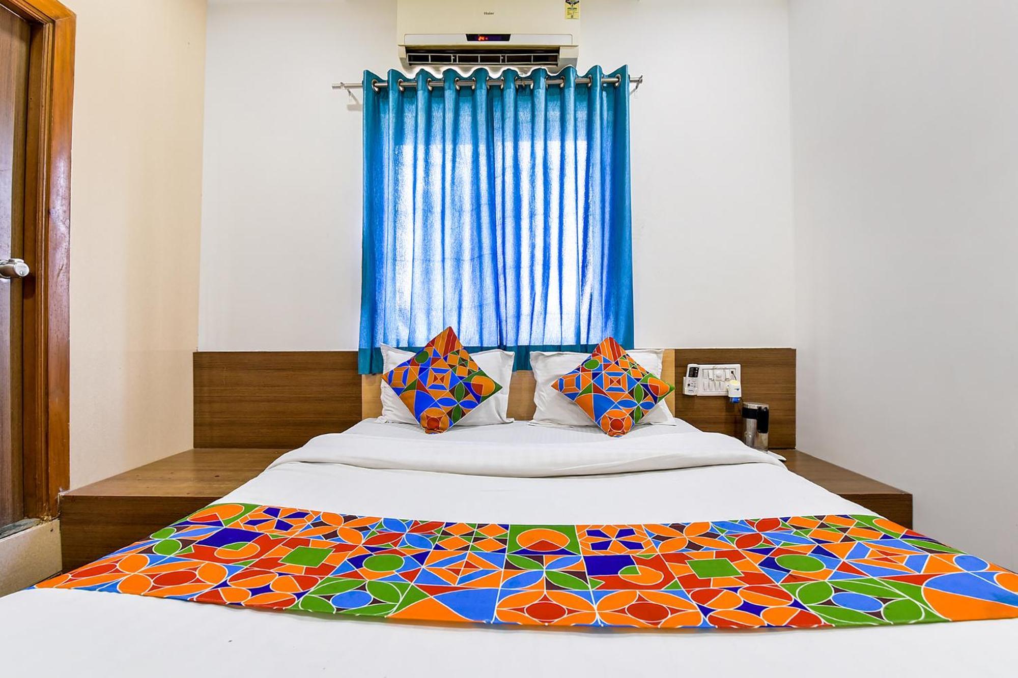 Fabexpress Relax Inn - Prahlad Nagar Hotel