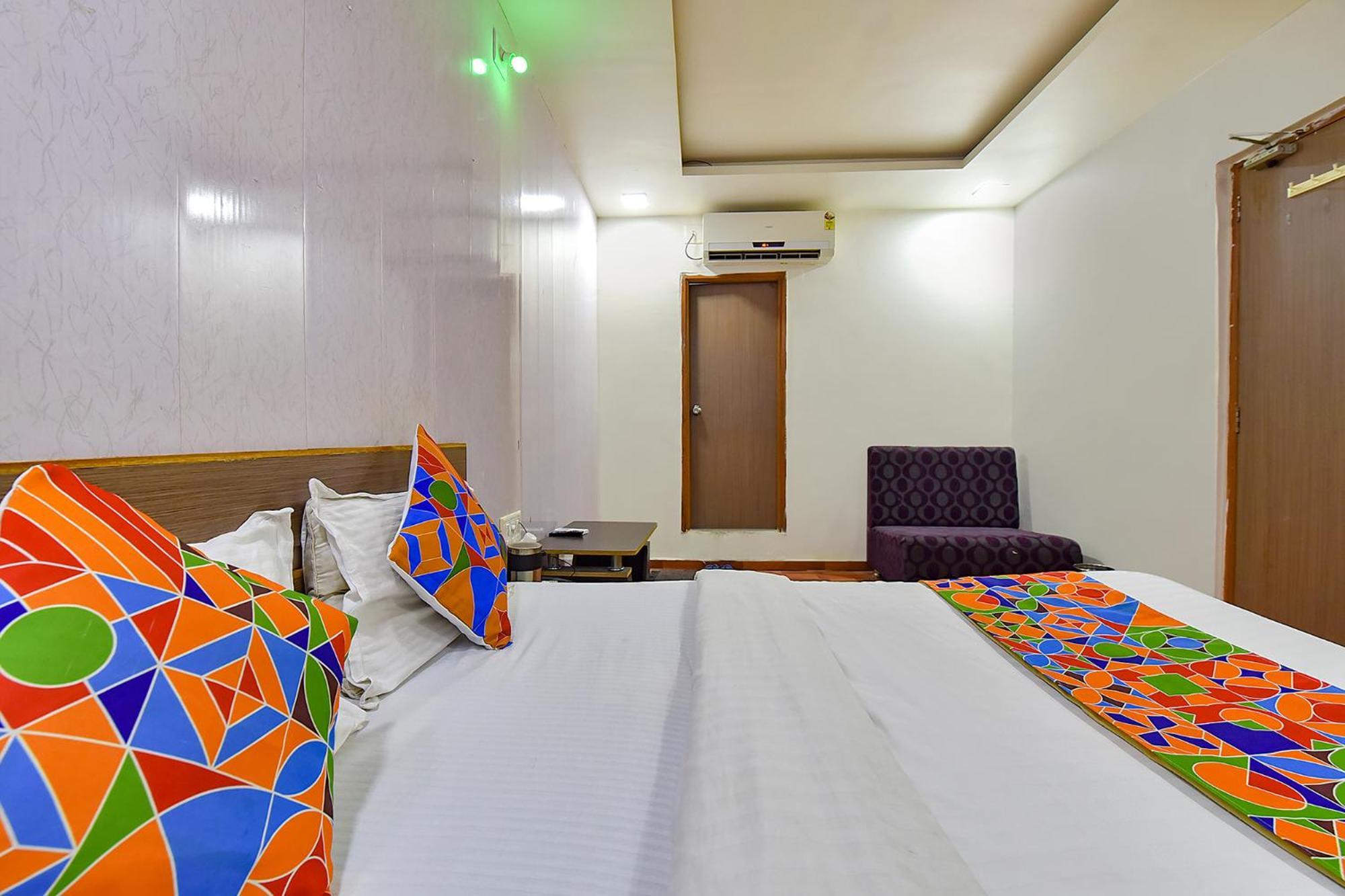 Fabexpress Relax Inn - Prahlad Nagar Hotel 3*