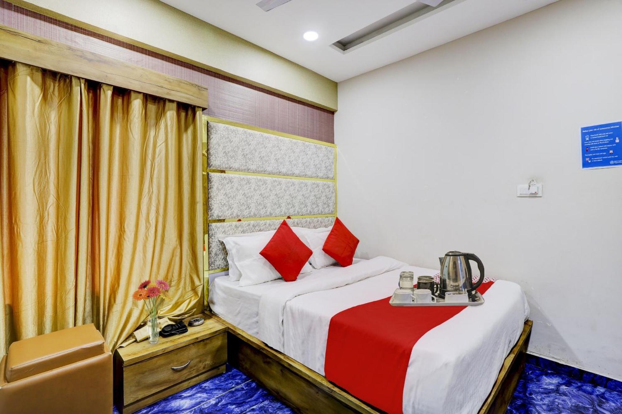 Hotel O Bhavy 3*