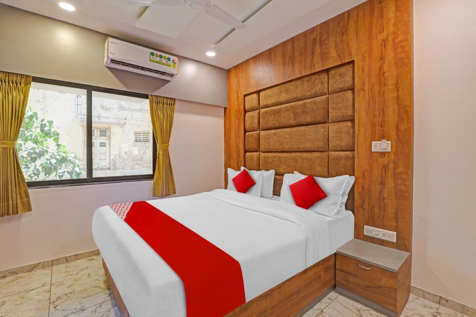 O Reet Hotel Ahmedabad
