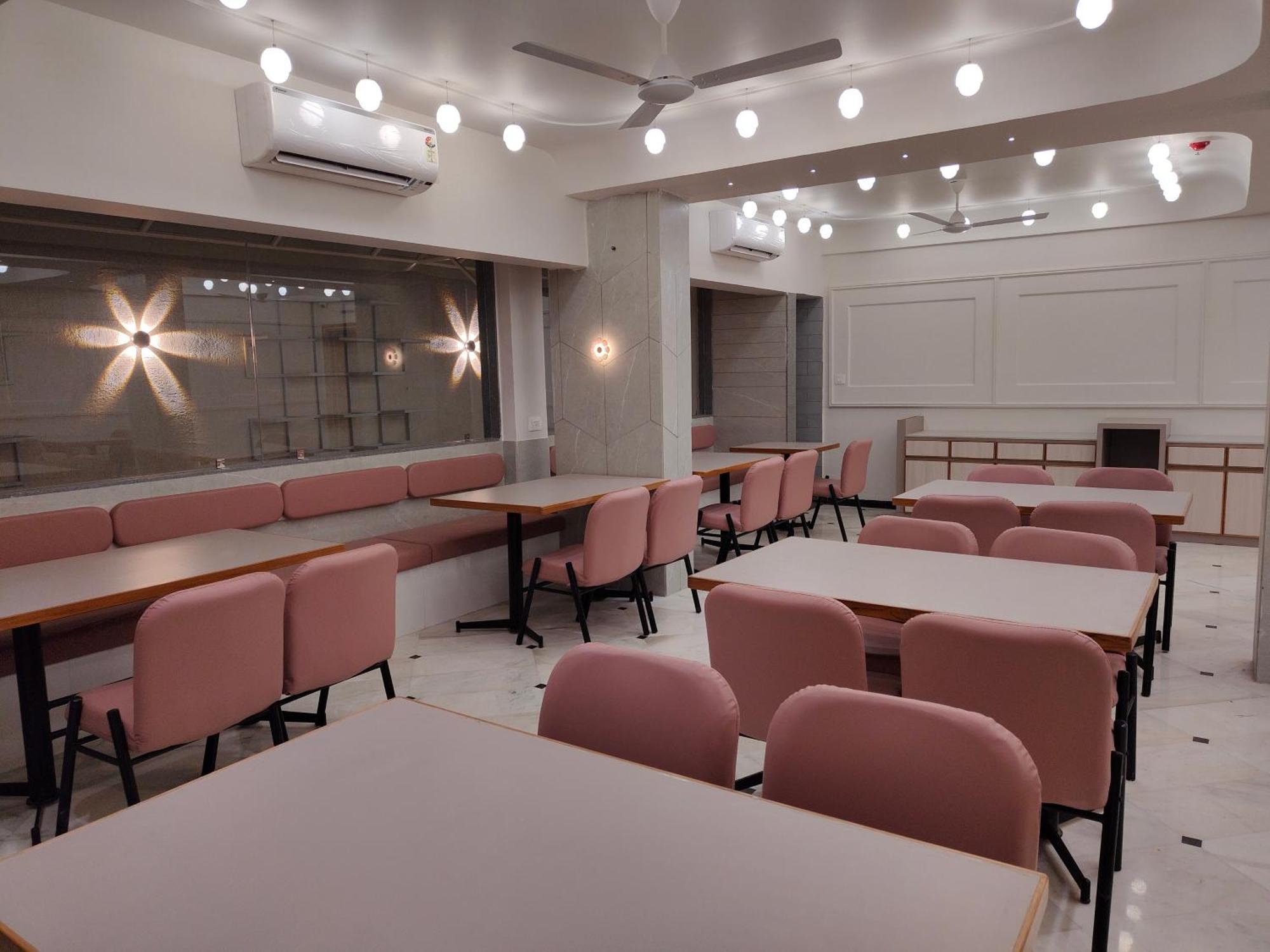 Kozar Hotel Ahmedabad