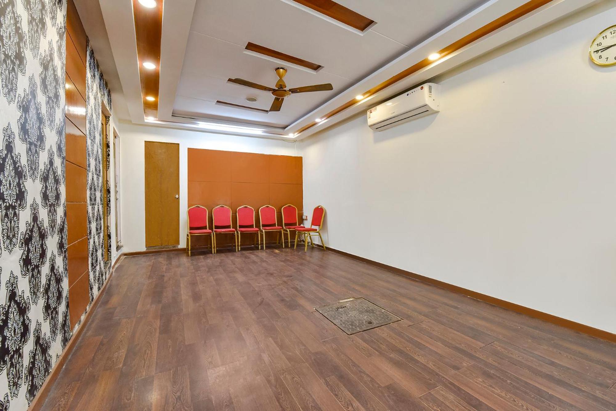 Fabhotel Crystal Ii - Paldi Char Rasta 3*