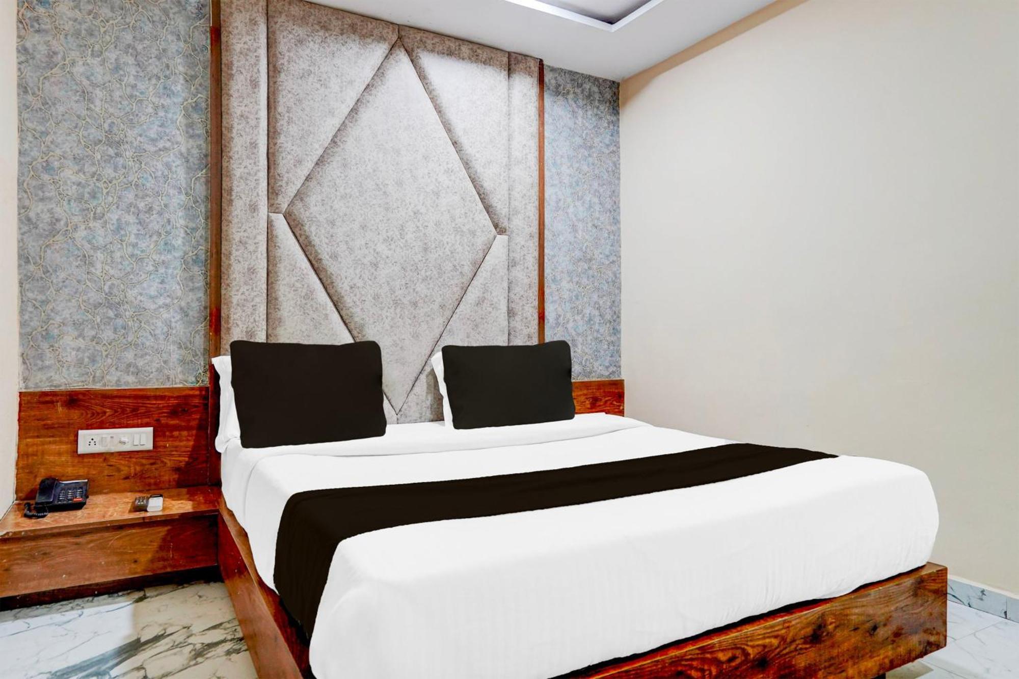 O Royal King Hotel Ahmedabad