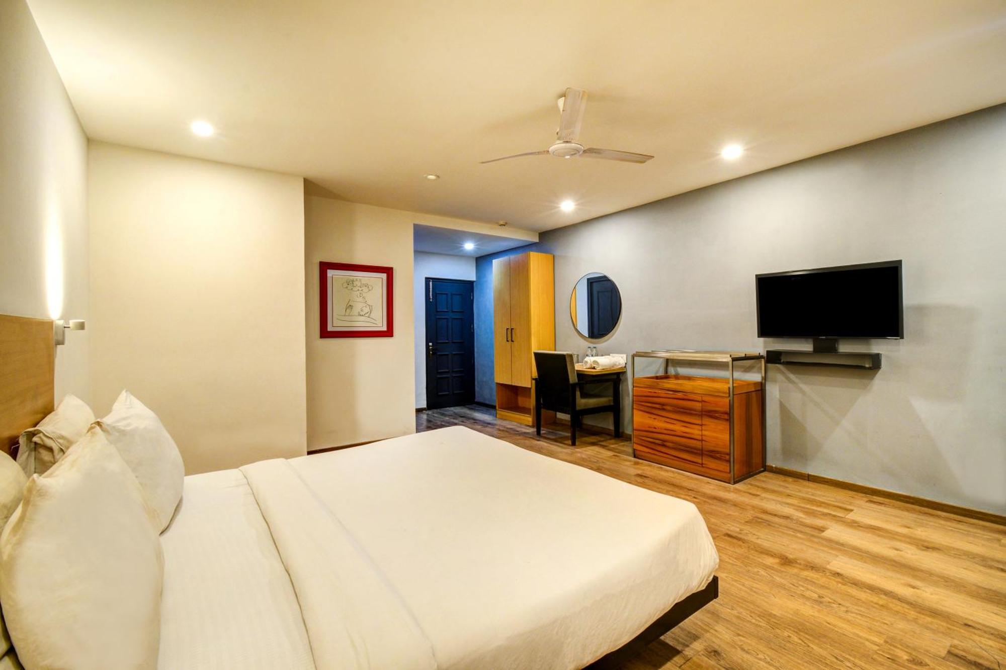 Hotel Neelkanth 3*