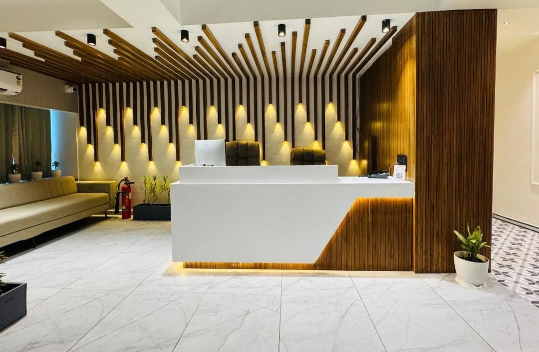 The 19 Hotel *