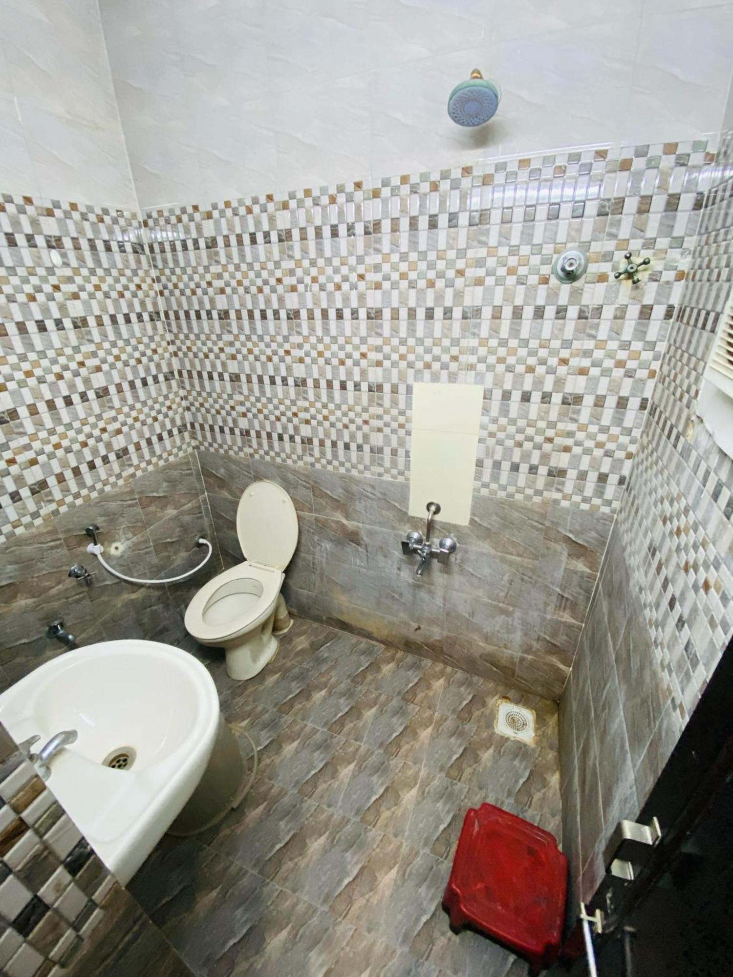 Hotel Jasmine Paldi Ahmedabad