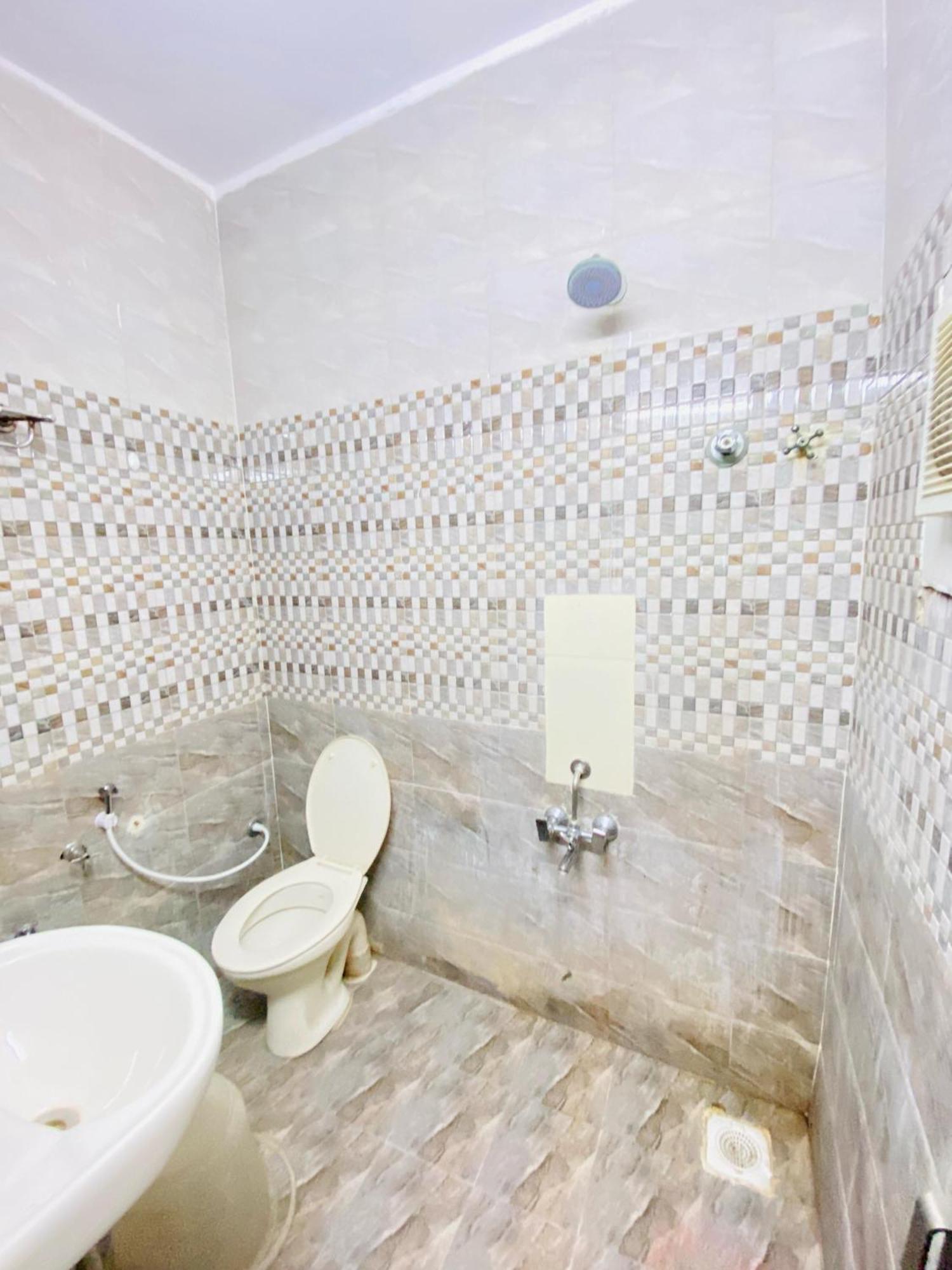 Jasmine Paldi Hotel Ahmedabad