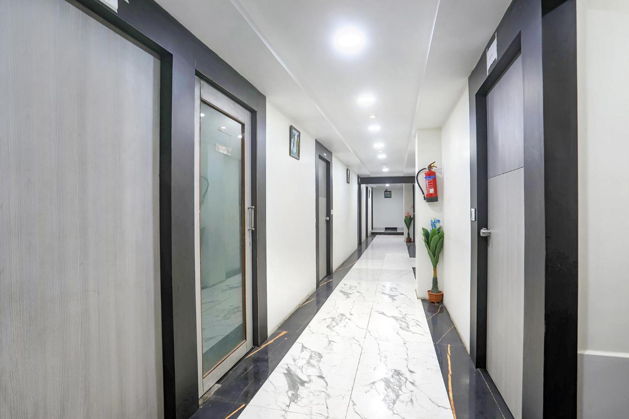Fabhotel Ss - Opp Vishwakarma Engineering College Hotel Ahmedabad