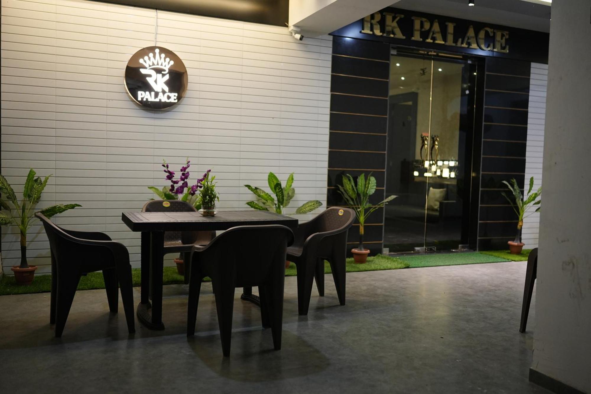 Rk Palace Hotel