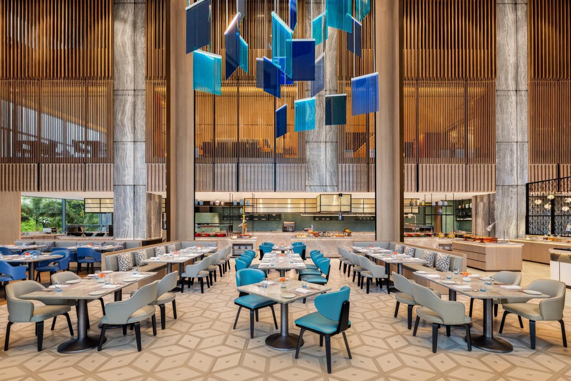 Le Meridien Ahmedabad Hotel