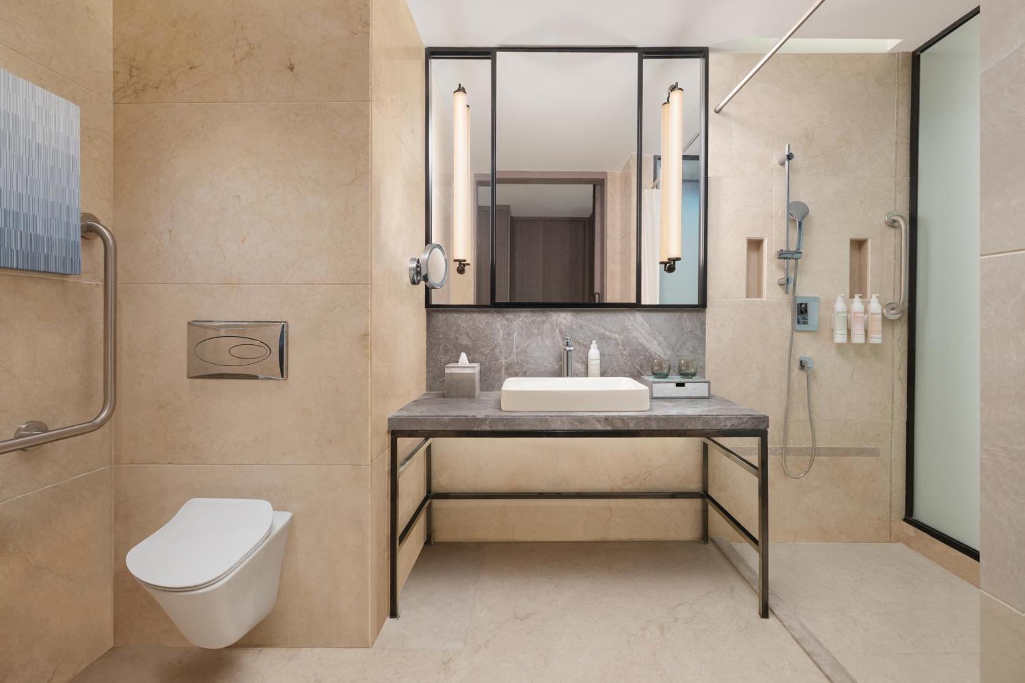 Hotel Le Meridien Ahmedabad Ahmedabad
