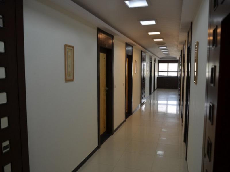 Hotel Marshall The Grand Ahmedabad