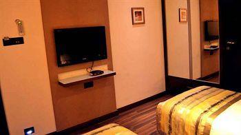 Hotel Oyo 1545 Shivani International 3*