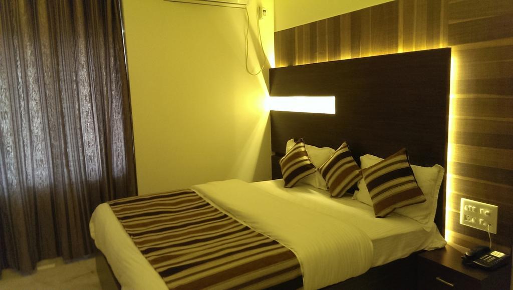 Hotel Collection O 39594 Heritage Paldi Rd Ahmedabad