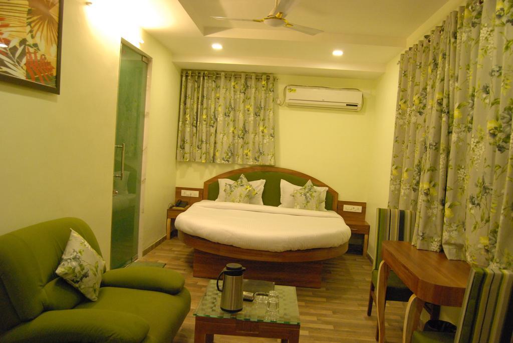 Hotel Shahi Palace Ahmedabad